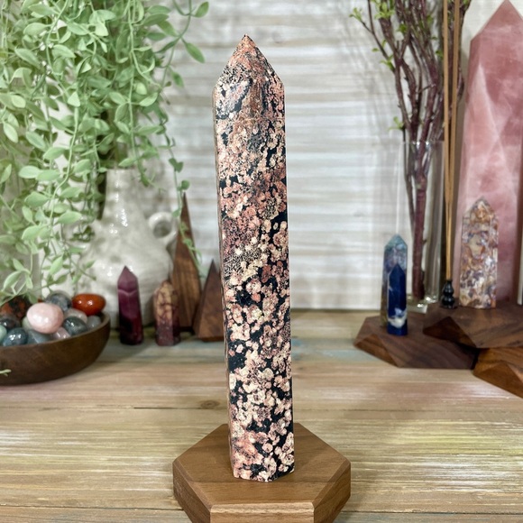 Red Snowflake Obsidian Tower Large 7.25" Tall!​ - Picture 6 of 8